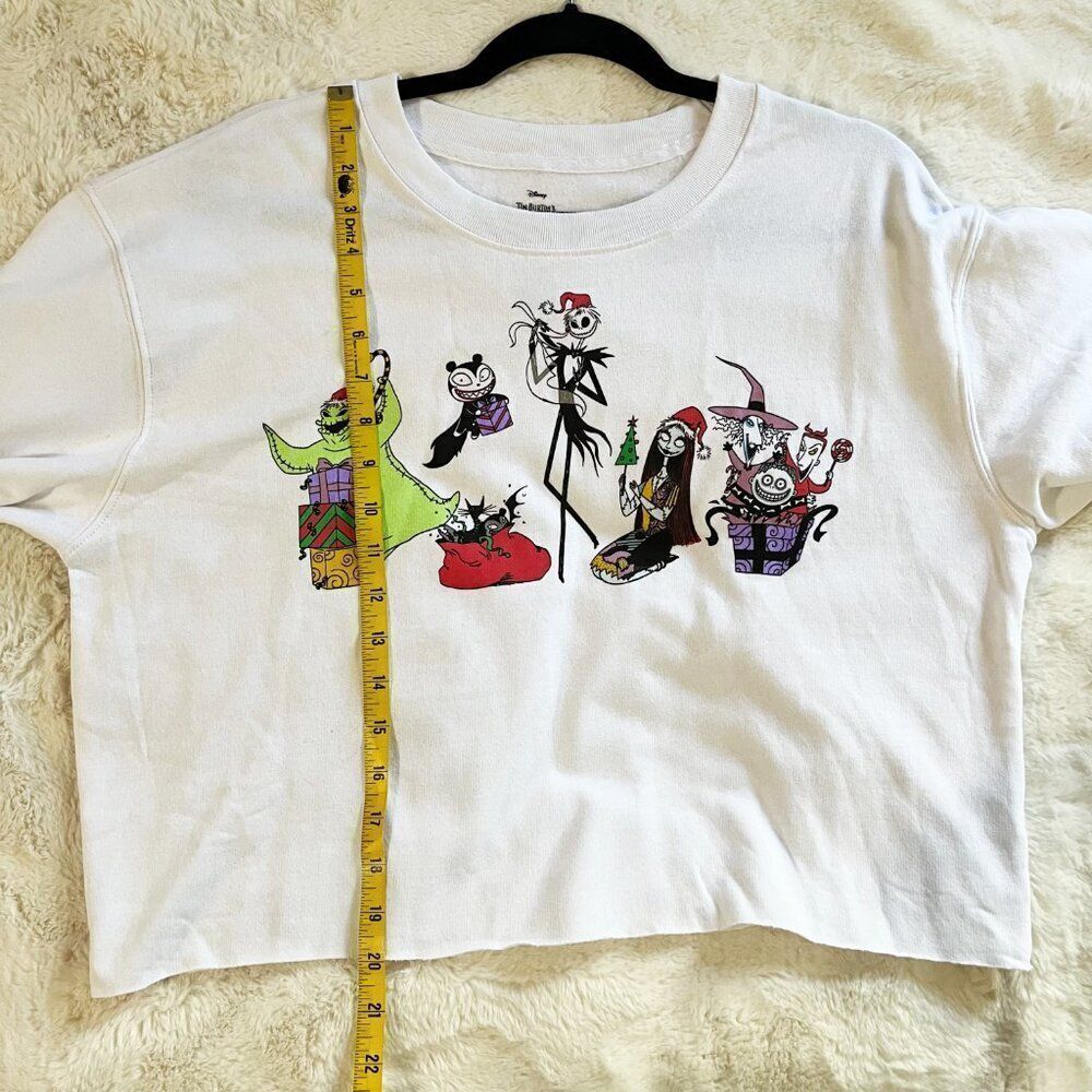 Disney The Nightmare Before Christmas Cropped Sweatshirt NWOT Size XL - Picture 5 of 6